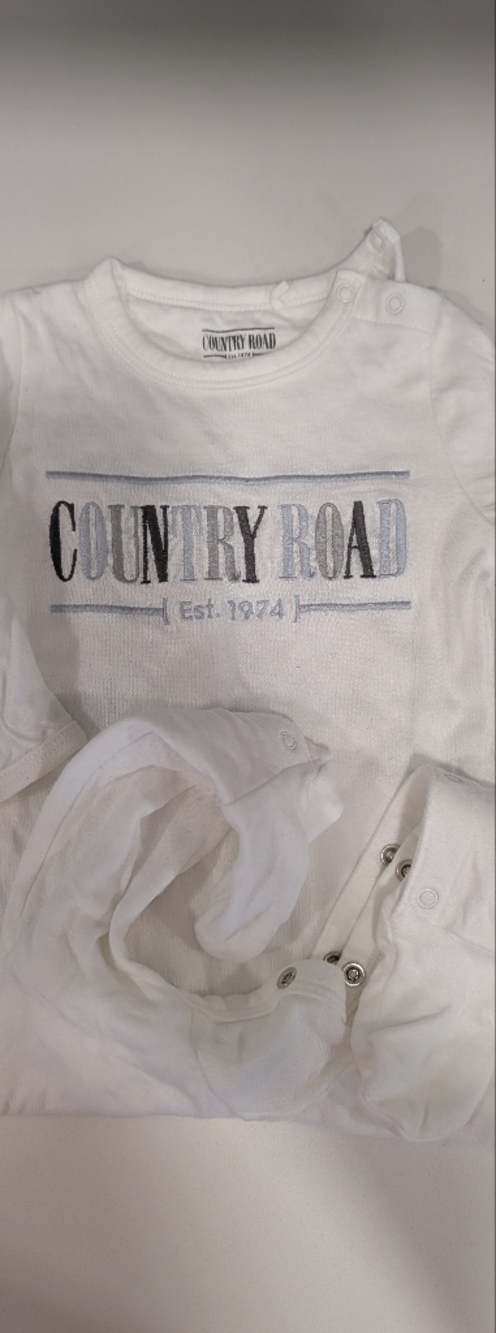 Country Road White Long Sleeve Tee with Blue and Black Embroidered Logo